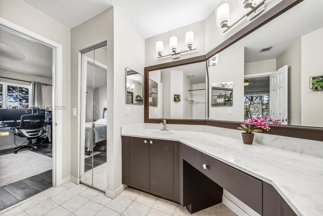 With a Outdoor View of the waterway!