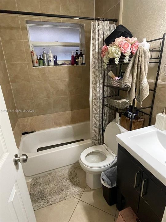 For Sale: $559,999 (0 beds, 0 baths, 1696 Square Feet)