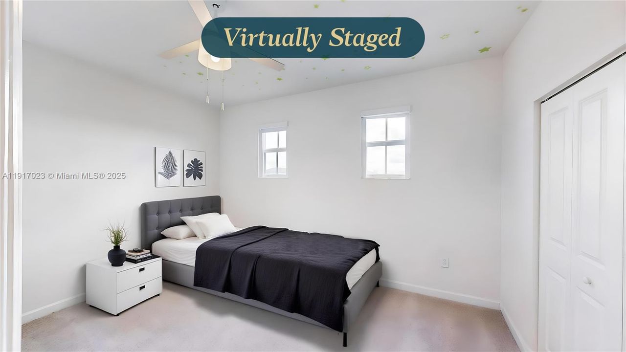 En Venta: $699,900 (4 camas, 2 baños, 2640 Pies cuadrados)