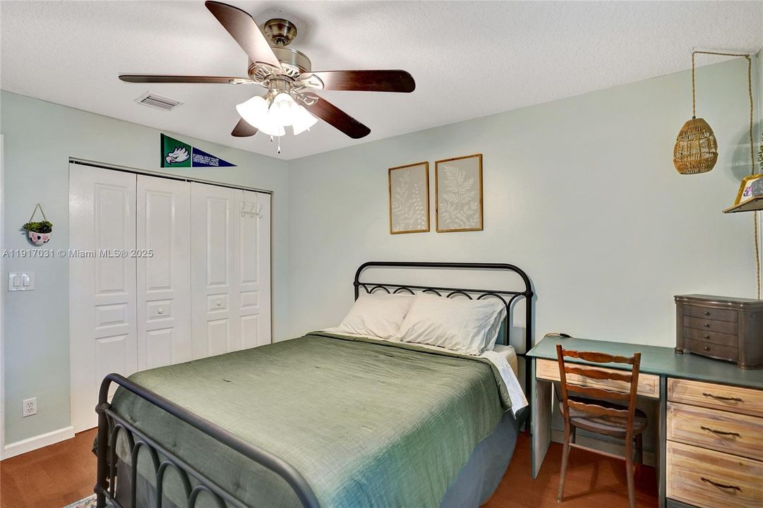 For Sale: $835,000 (4 beds, 2 baths, 2552 Square Feet)