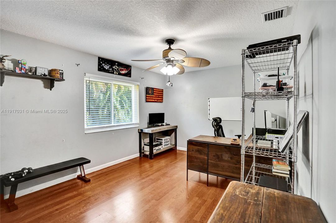 For Sale: $835,000 (4 beds, 2 baths, 2552 Square Feet)