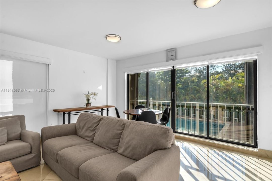 For Rent: $4,250 (2 beds, 2 baths, 1311 Square Feet)