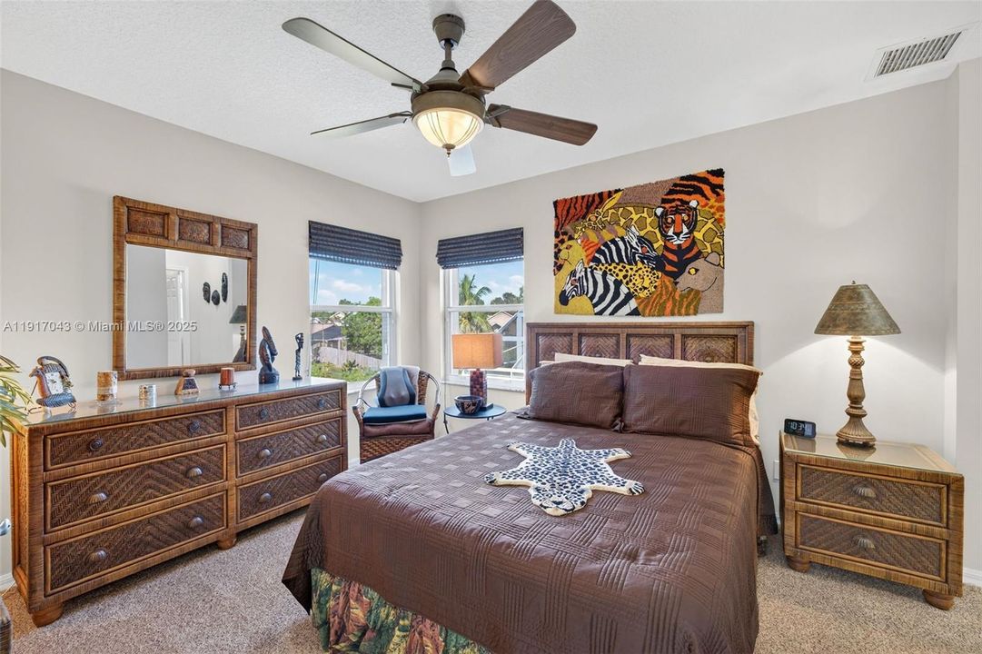 待售: $1,275,000 (5 贝兹, 4 浴室, 3612 平方英尺)