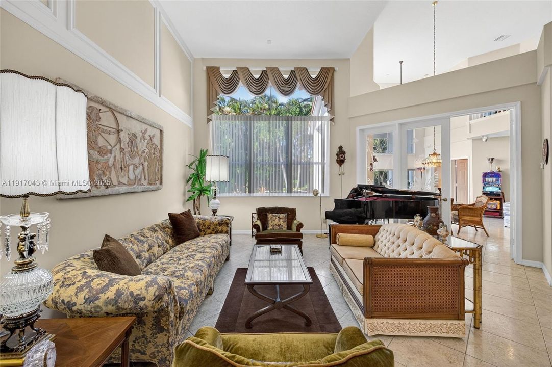 待售: $1,275,000 (5 贝兹, 4 浴室, 3612 平方英尺)