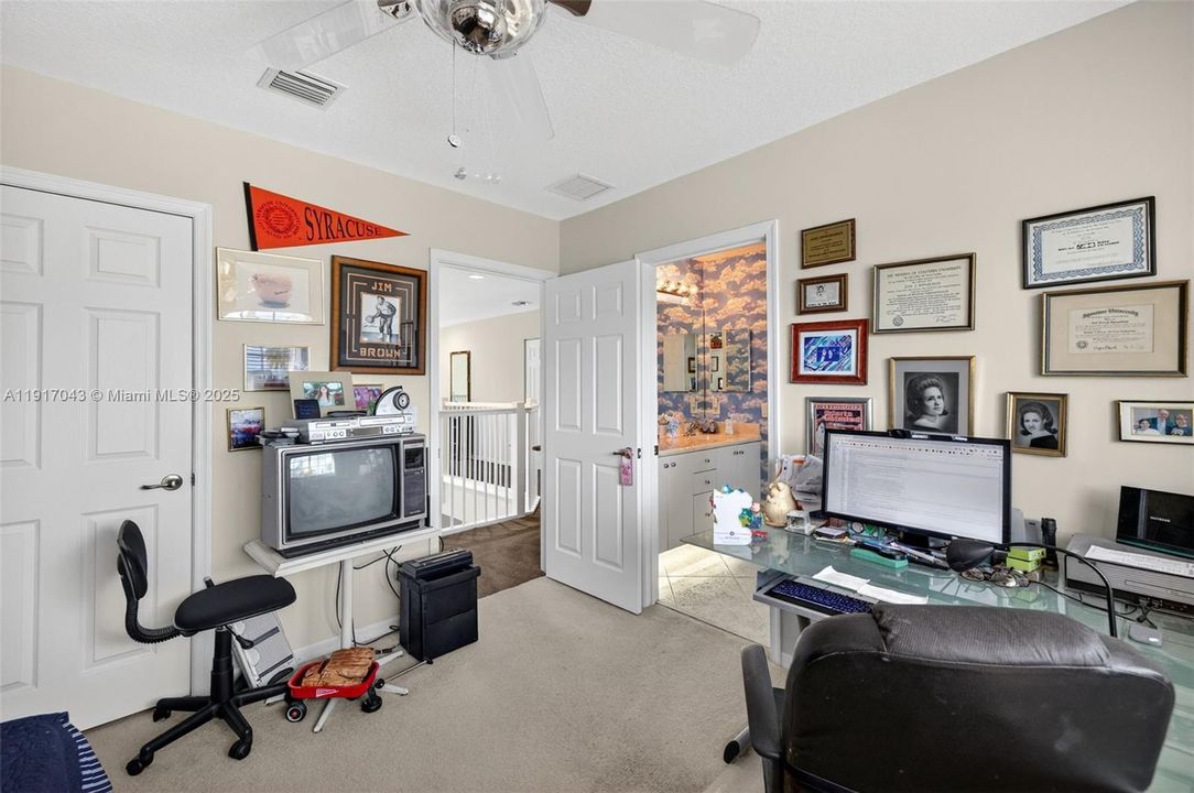 待售: $1,275,000 (5 贝兹, 4 浴室, 3612 平方英尺)