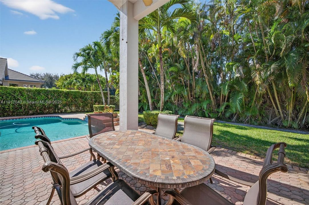 待售: $1,275,000 (5 贝兹, 4 浴室, 3612 平方英尺)