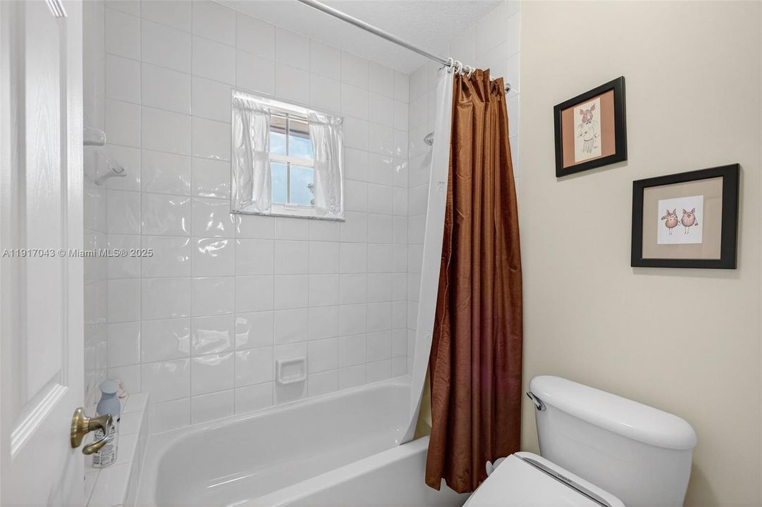 待售: $1,275,000 (5 贝兹, 4 浴室, 3612 平方英尺)