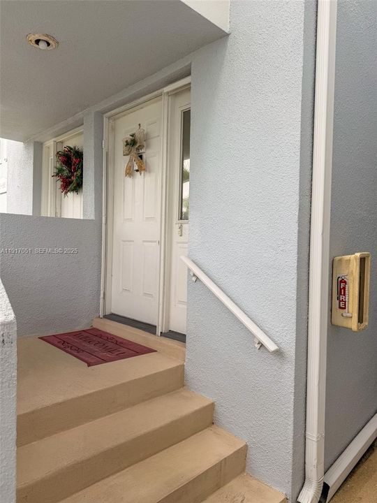 For Sale: $208,000 (2 beds, 2 baths, 1160 Square Feet)