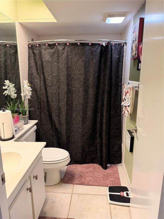 For Sale: $208,000 (2 beds, 2 baths, 1160 Square Feet)