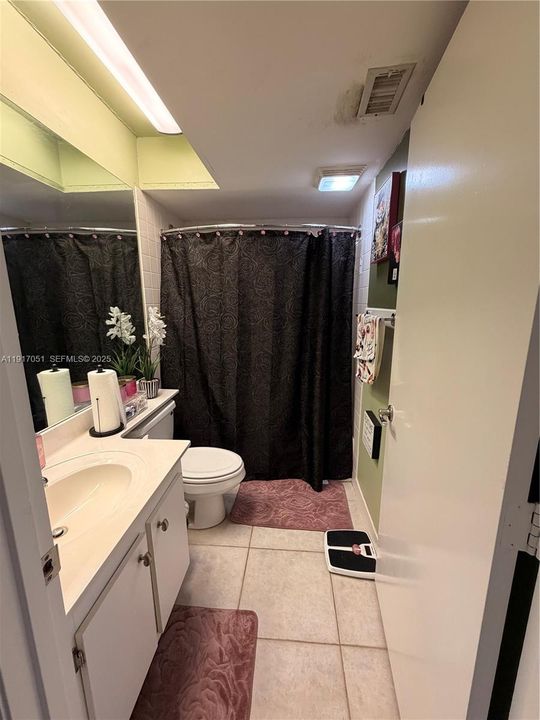 For Sale: $208,000 (2 beds, 2 baths, 1160 Square Feet)