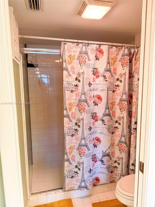 For Sale: $208,000 (2 beds, 2 baths, 1160 Square Feet)