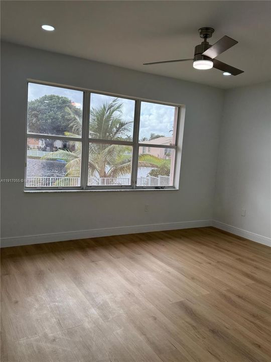 待售: $799,000 (4 贝兹, 2 浴室, 2280 平方英尺)