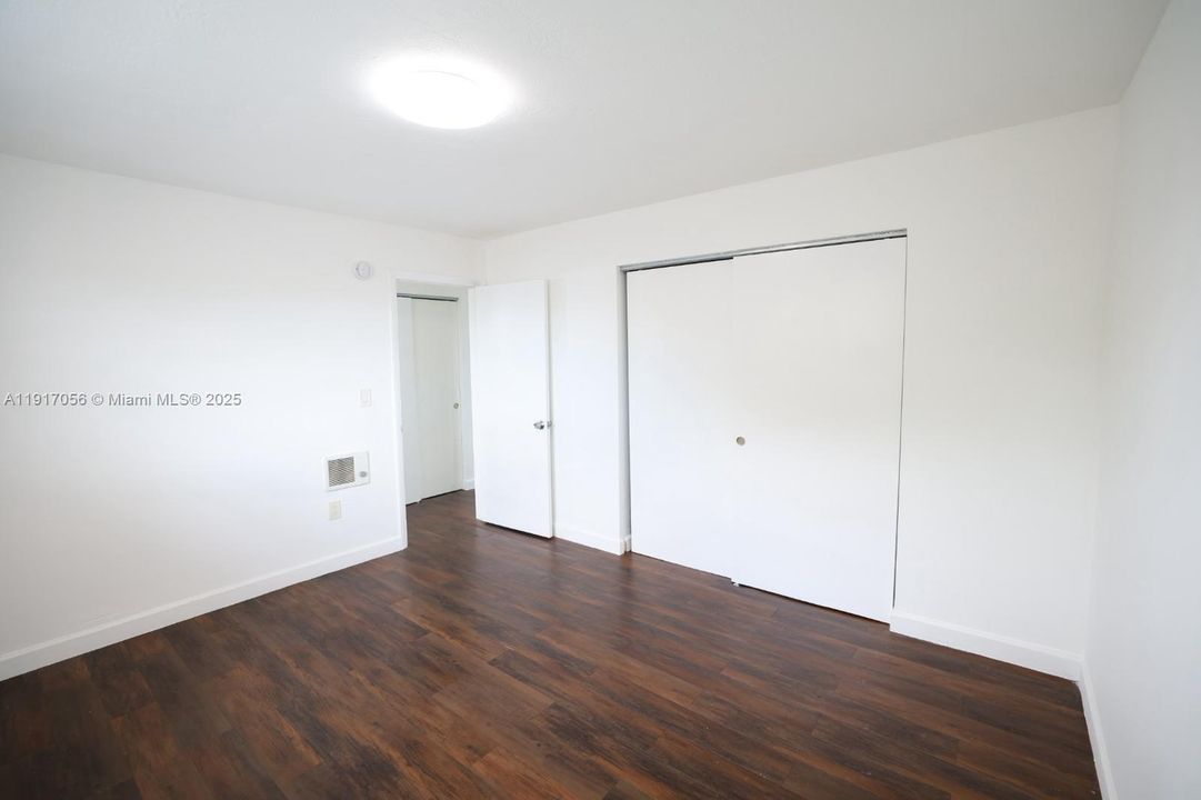 出租: $1,650 (1 贝兹, 1 浴室, 553 平方英尺)