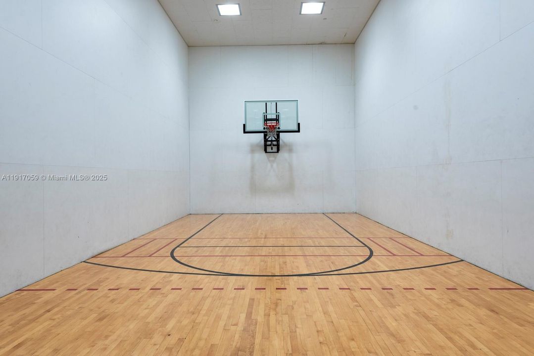 На продажу: $549,000 (2 спален, 2 ванн, 1560 Квадратных фут)