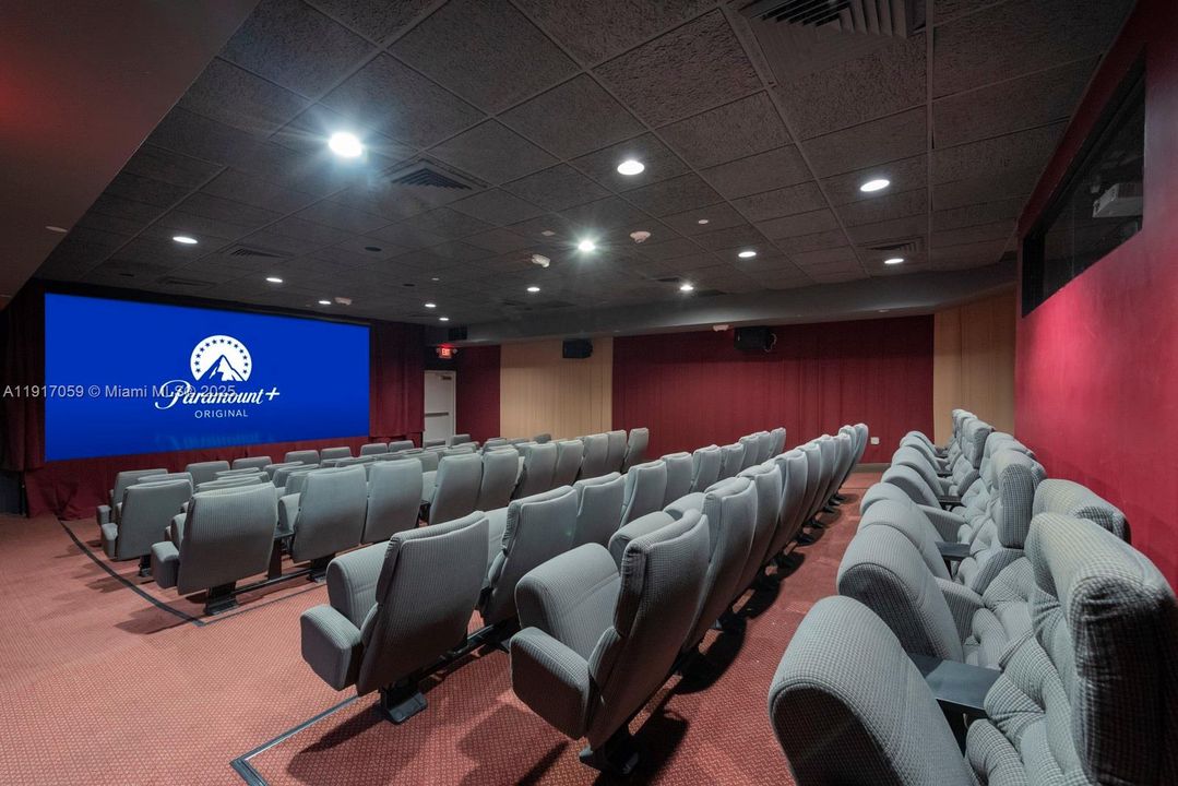 На продажу: $549,000 (2 спален, 2 ванн, 1560 Квадратных фут)