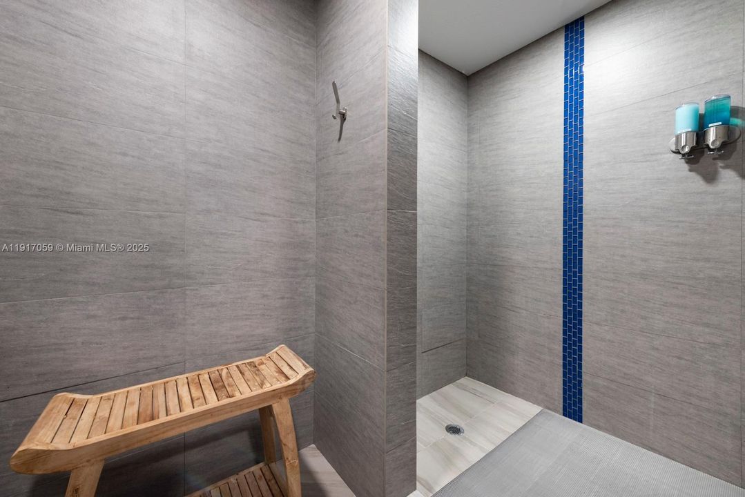 На продажу: $549,000 (2 спален, 2 ванн, 1560 Квадратных фут)