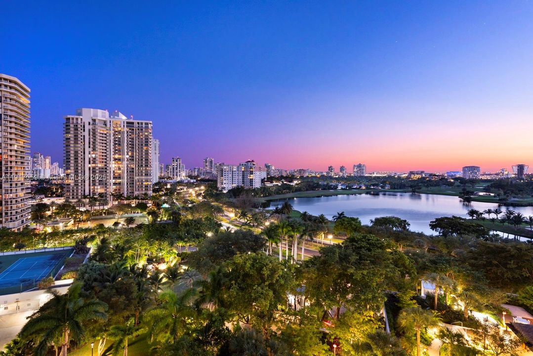 На продажу: $549,000 (2 спален, 2 ванн, 1560 Квадратных фут)