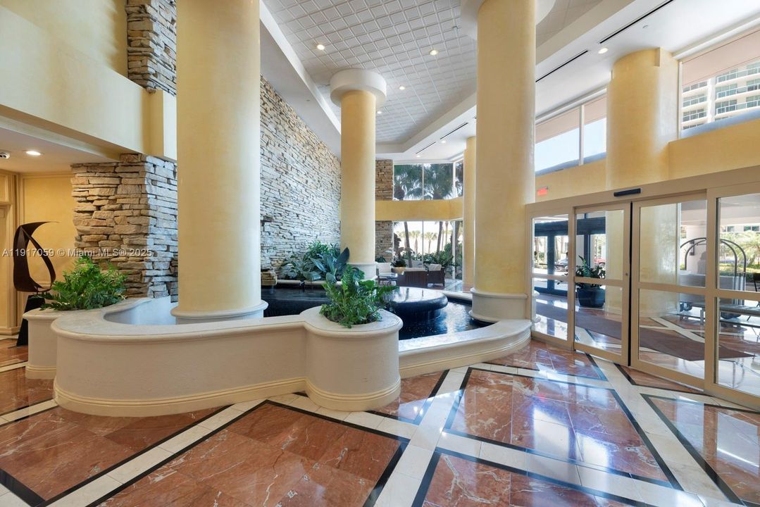 На продажу: $549,000 (2 спален, 2 ванн, 1560 Квадратных фут)