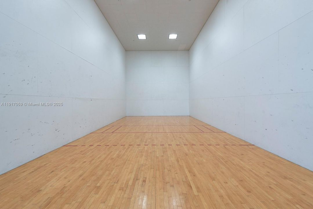 На продажу: $549,000 (2 спален, 2 ванн, 1560 Квадратных фут)