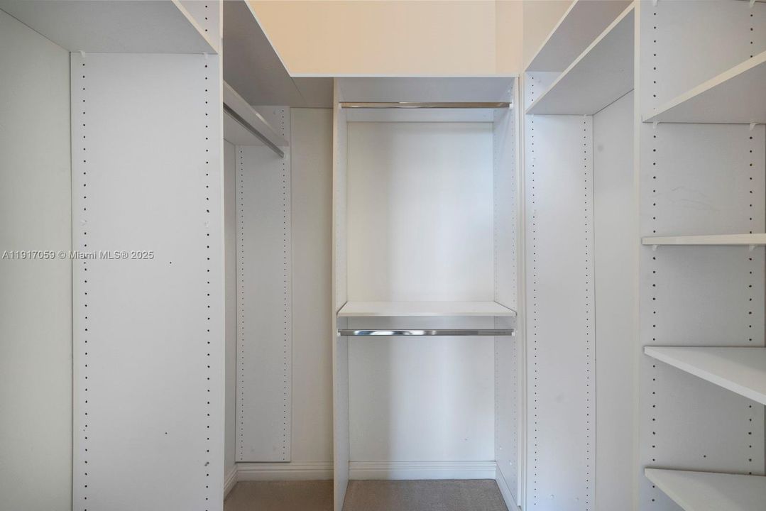 На продажу: $549,000 (2 спален, 2 ванн, 1560 Квадратных фут)