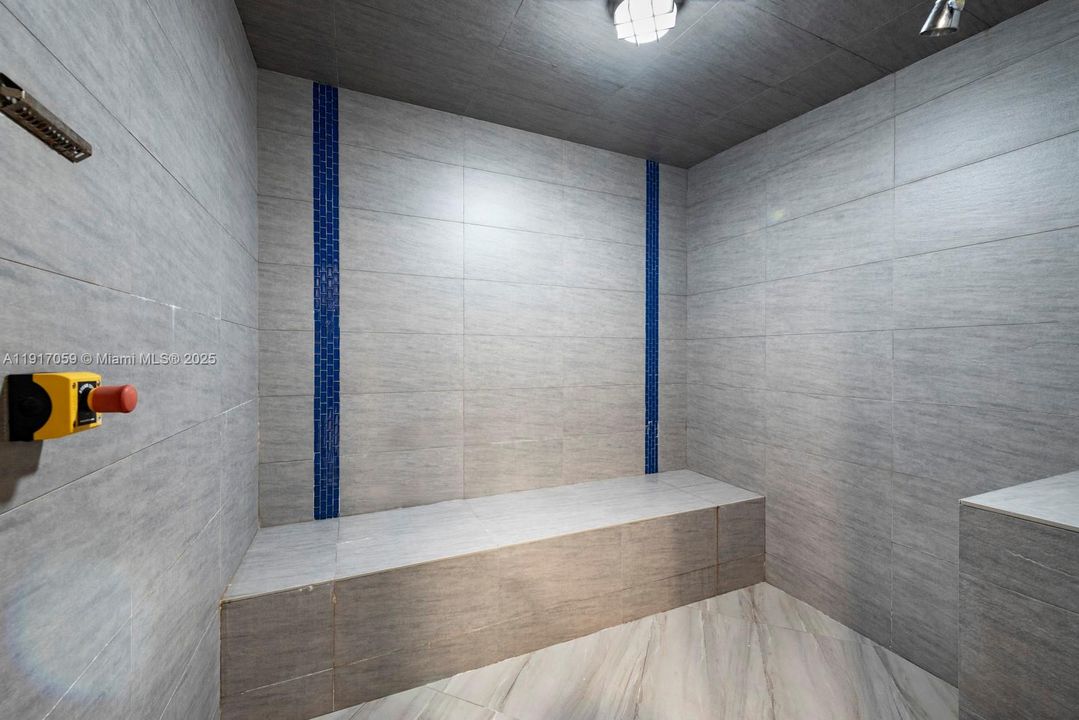 На продажу: $549,000 (2 спален, 2 ванн, 1560 Квадратных фут)