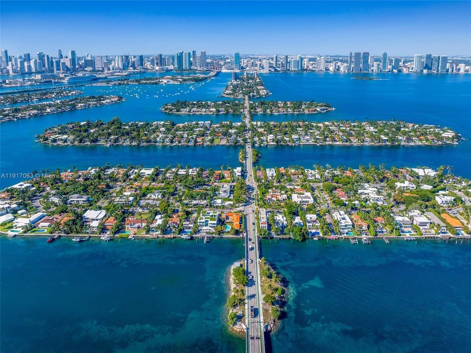 For Rent: $160,000 (6 beds, 6 baths, 5700 Square Feet)