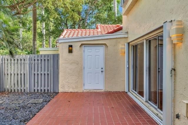 For Rent: $3,000 (2 beds, 2 baths, 1410 Square Feet)