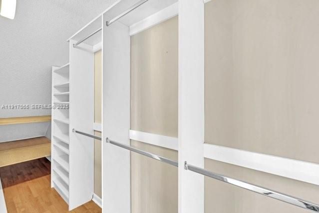 For Rent: $3,000 (2 beds, 2 baths, 1410 Square Feet)