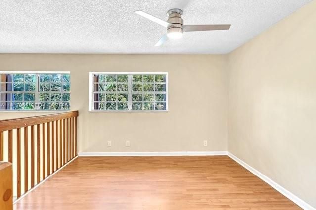 For Rent: $3,000 (2 beds, 2 baths, 1410 Square Feet)