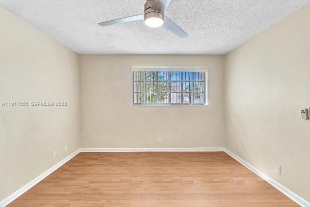 For Rent: $3,000 (2 beds, 2 baths, 1410 Square Feet)
