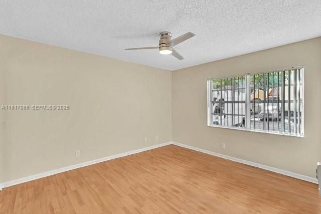 For Rent: $3,000 (2 beds, 2 baths, 1410 Square Feet)