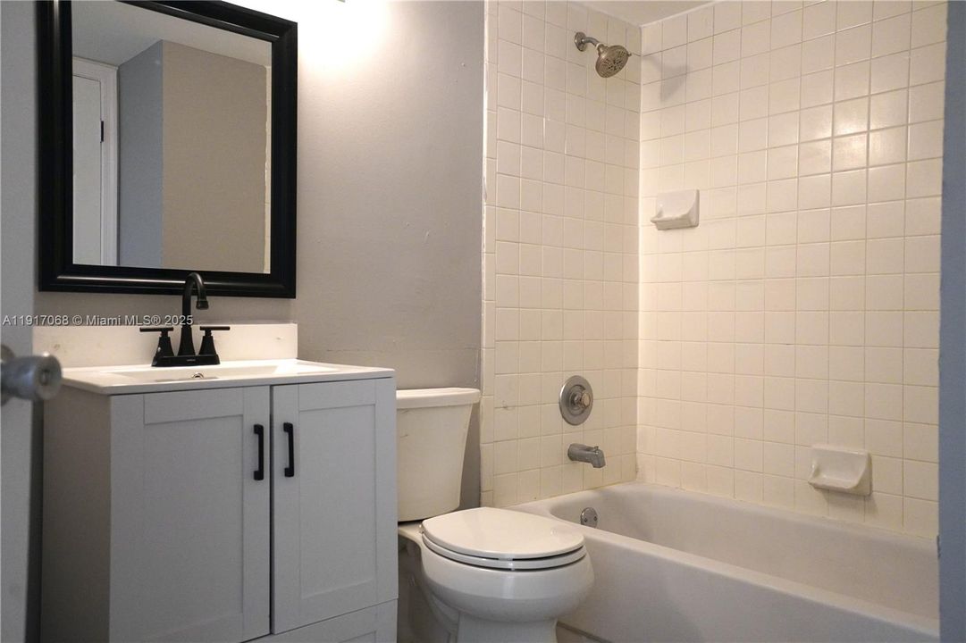 En Renta: $1,900 (2 camas, 1 baños, 1050 Pies cuadrados)