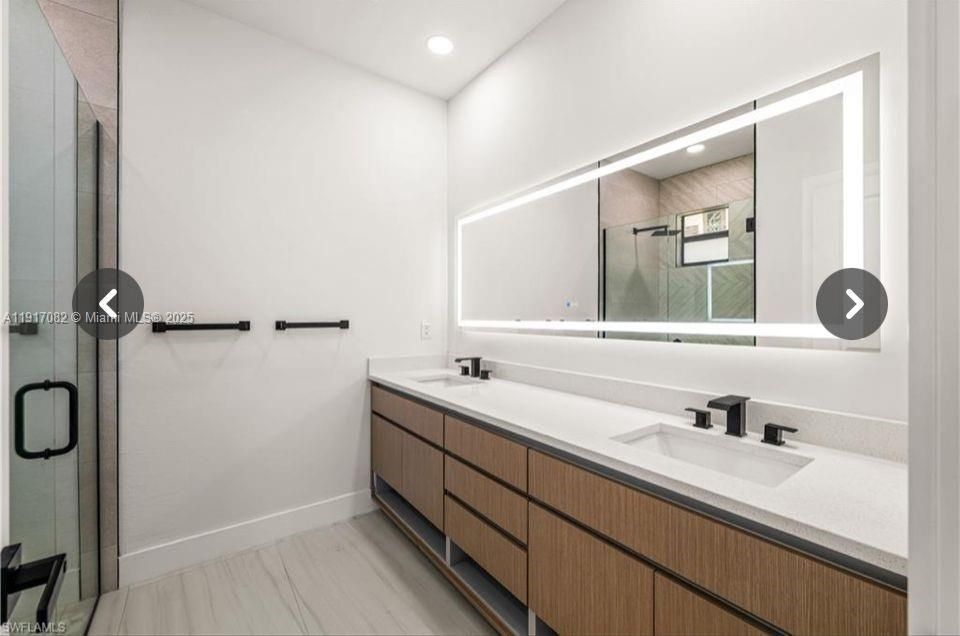 待售: $359,000 (3 贝兹, 2 浴室, 0 平方英尺)