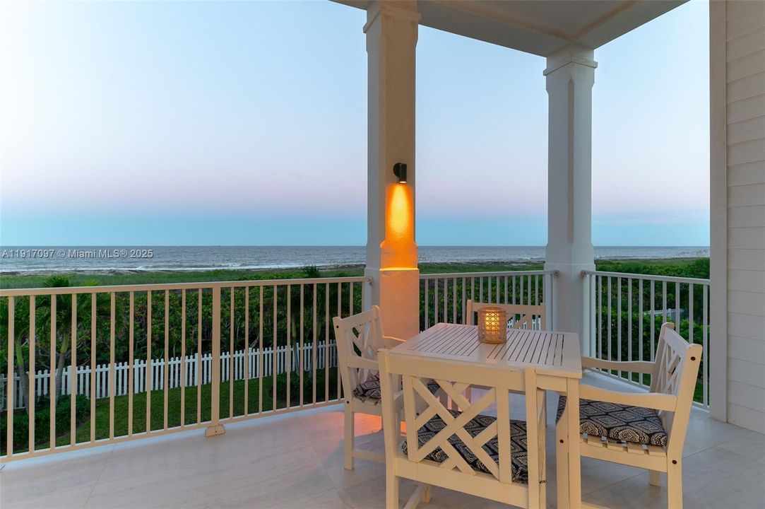 For Sale: $3,495,000 (4 beds, 5 baths, 4311 Square Feet)