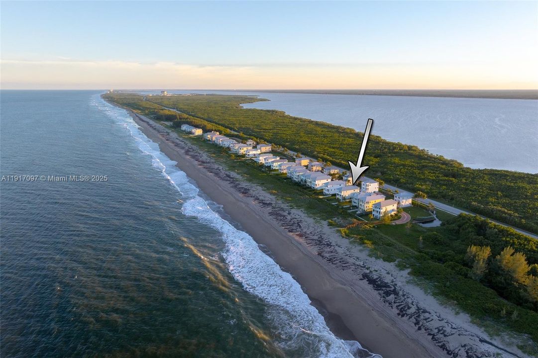 For Sale: $3,495,000 (4 beds, 5 baths, 4311 Square Feet)