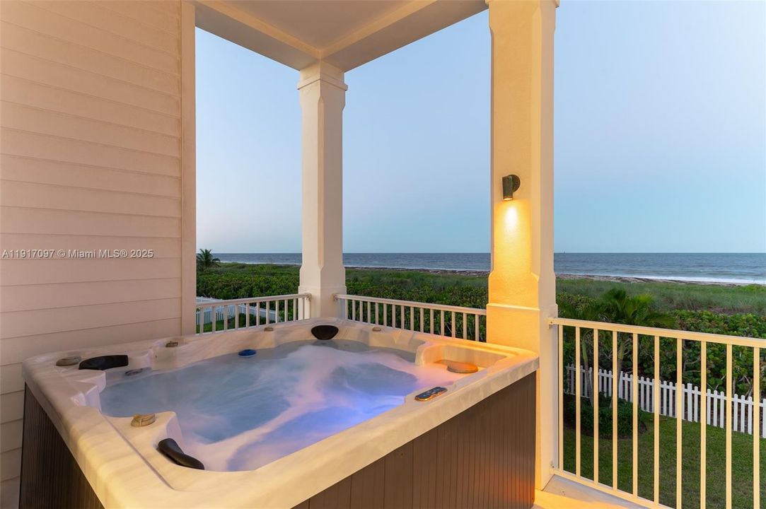 For Sale: $3,495,000 (4 beds, 5 baths, 4311 Square Feet)