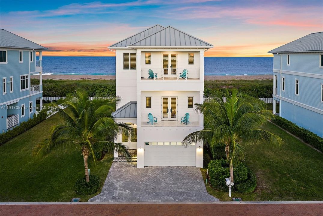 For Sale: $3,495,000 (4 beds, 5 baths, 4311 Square Feet)