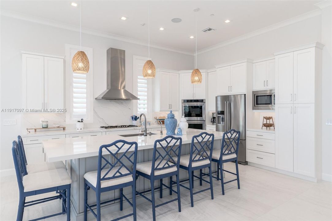 For Sale: $3,495,000 (4 beds, 5 baths, 4311 Square Feet)