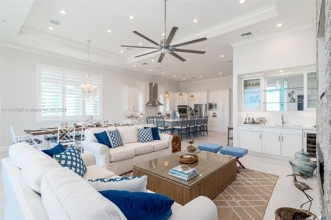 For Sale: $3,495,000 (4 beds, 5 baths, 4311 Square Feet)