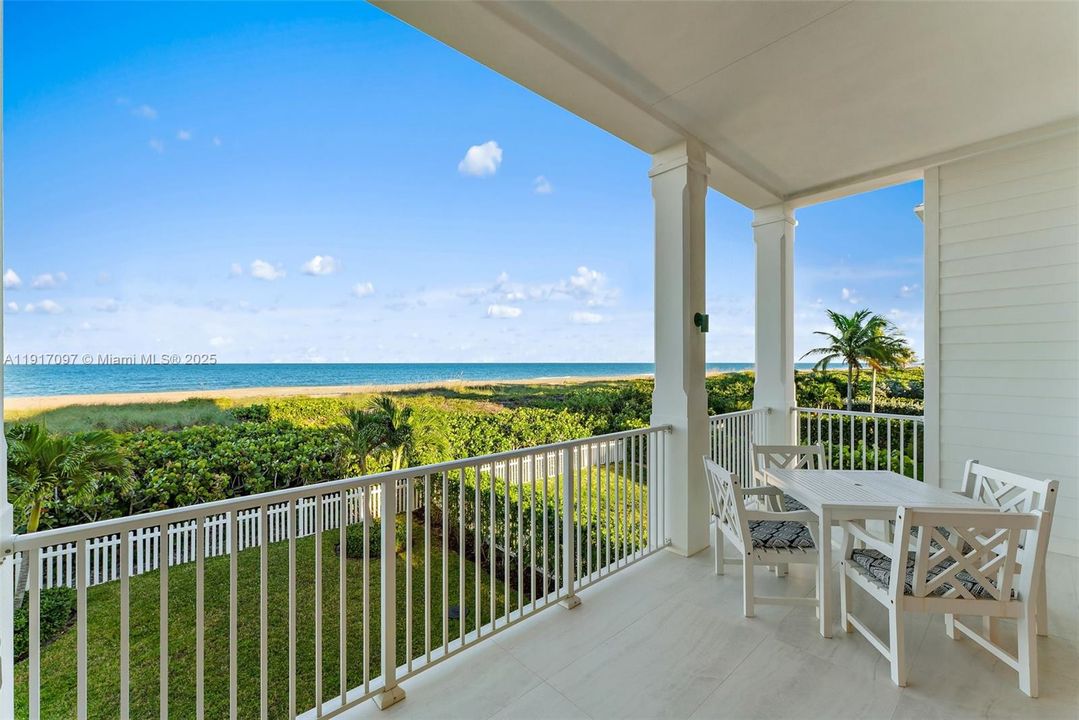 For Sale: $3,495,000 (4 beds, 5 baths, 4311 Square Feet)