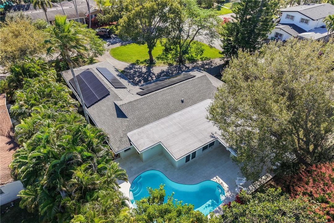 En Venta: $1,595,000 (4 camas, 3 baños, 2651 Pies cuadrados)