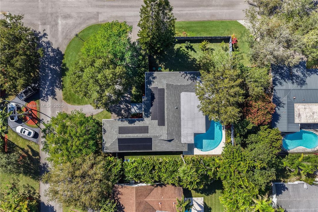 En Venta: $1,595,000 (4 camas, 3 baños, 2651 Pies cuadrados)