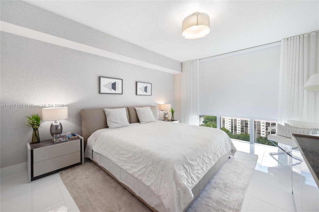 For Sale: $1,595,000 (3 beds, 3 baths, 1892 Square Feet)