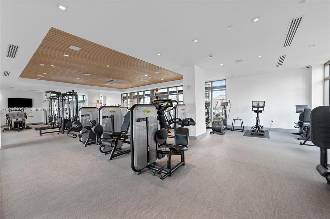 For Sale: $1,595,000 (3 beds, 3 baths, 1892 Square Feet)