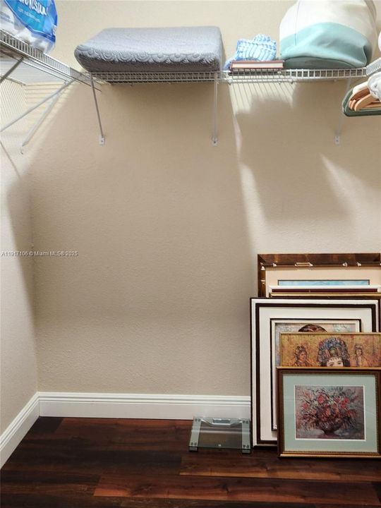 待售: $158,900 (2 贝兹, 2 浴室, 1242 平方英尺)