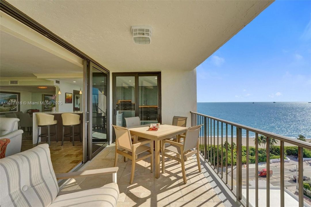 For Sale: $840,000 (2 beds, 2 baths, 1500 Square Feet)