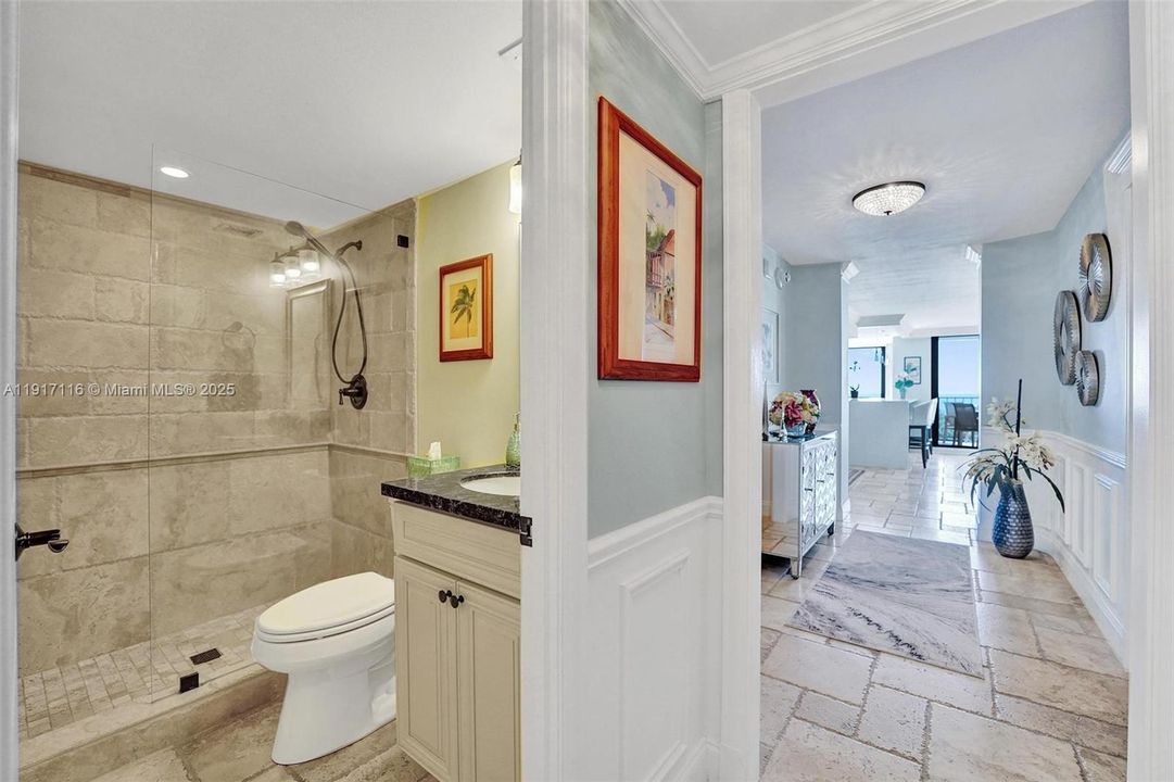 For Sale: $840,000 (2 beds, 2 baths, 1500 Square Feet)