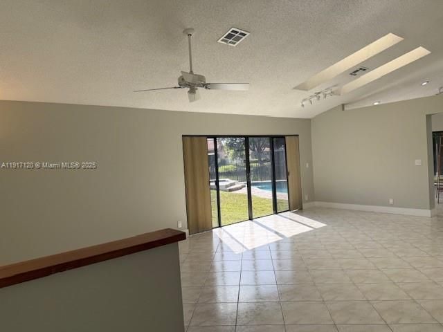 For Sale: $699,000 (3 beds, 2 baths, 1845 Square Feet)