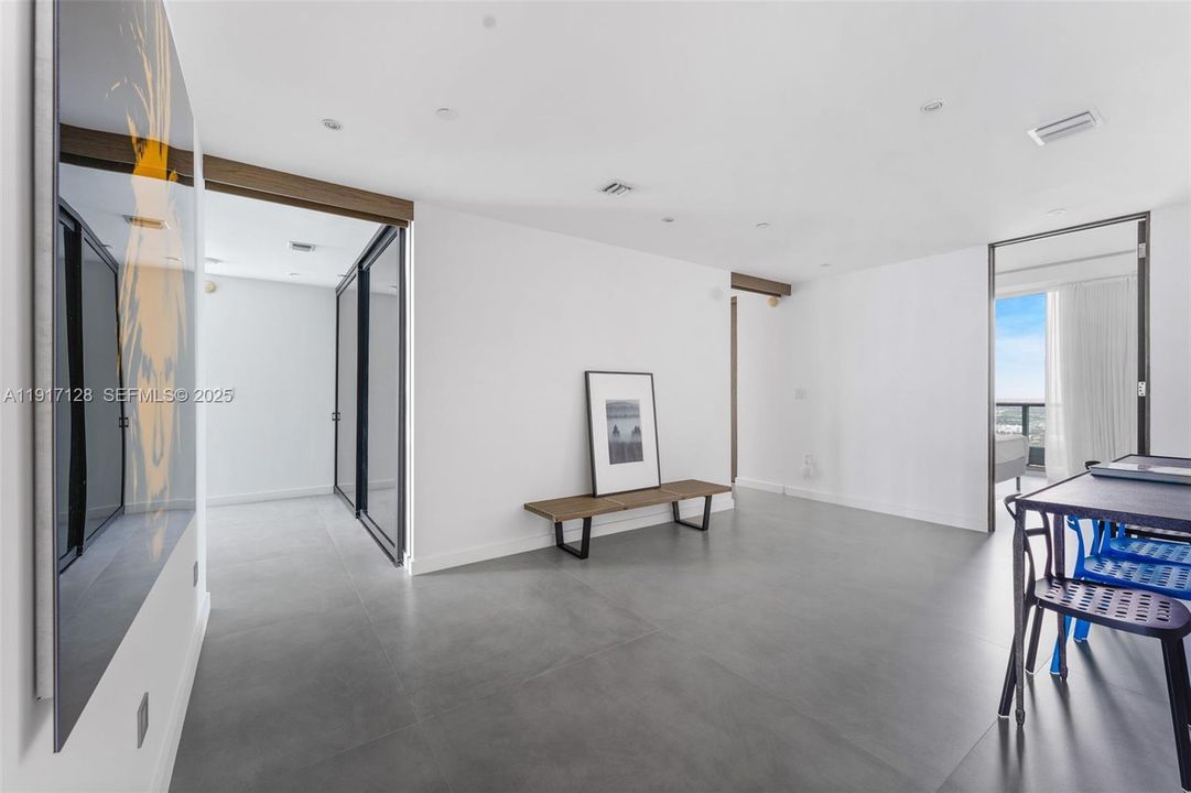 For Rent: $15,750 (3 beds, 3 baths, 2647 Square Feet)