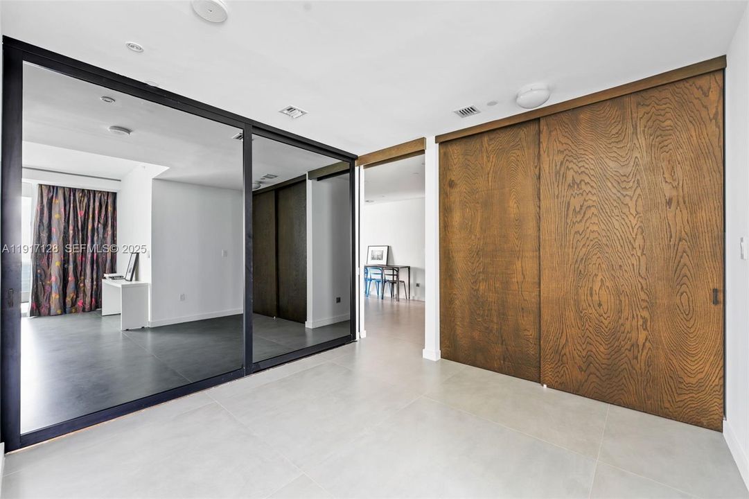 For Rent: $15,750 (3 beds, 3 baths, 2647 Square Feet)